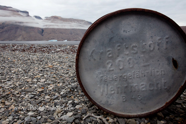 WWII German fuel drums, Maria Ø, NE Greenland_MG_0926