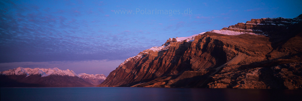 Berzelius Bjerge sunrise, Segelsällskapets Fjord