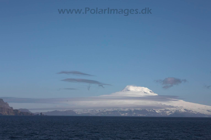 Beerenberg_from_SE_Jan_Mayen_MG_3378