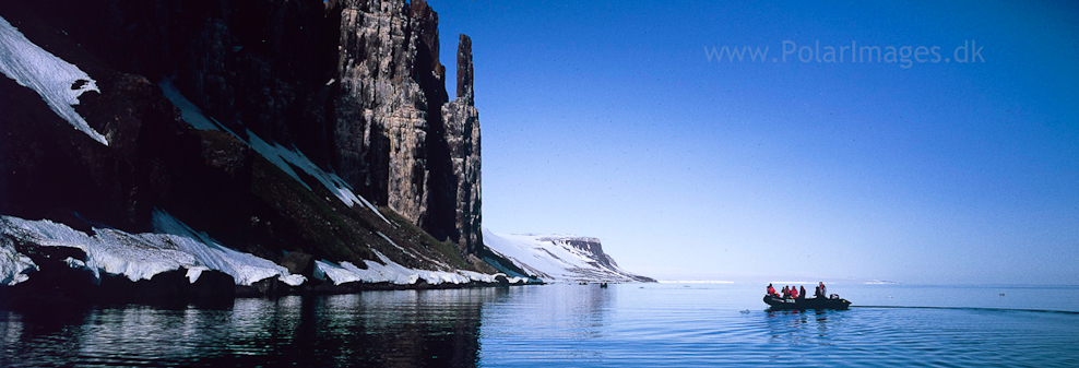 Alkefjellet, Hinlopen Strait