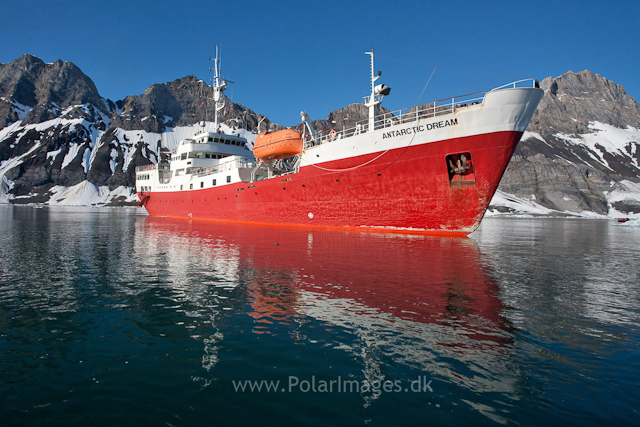 M-V Antarctic Dream in Burgabukta, Hornsund_MG_6601